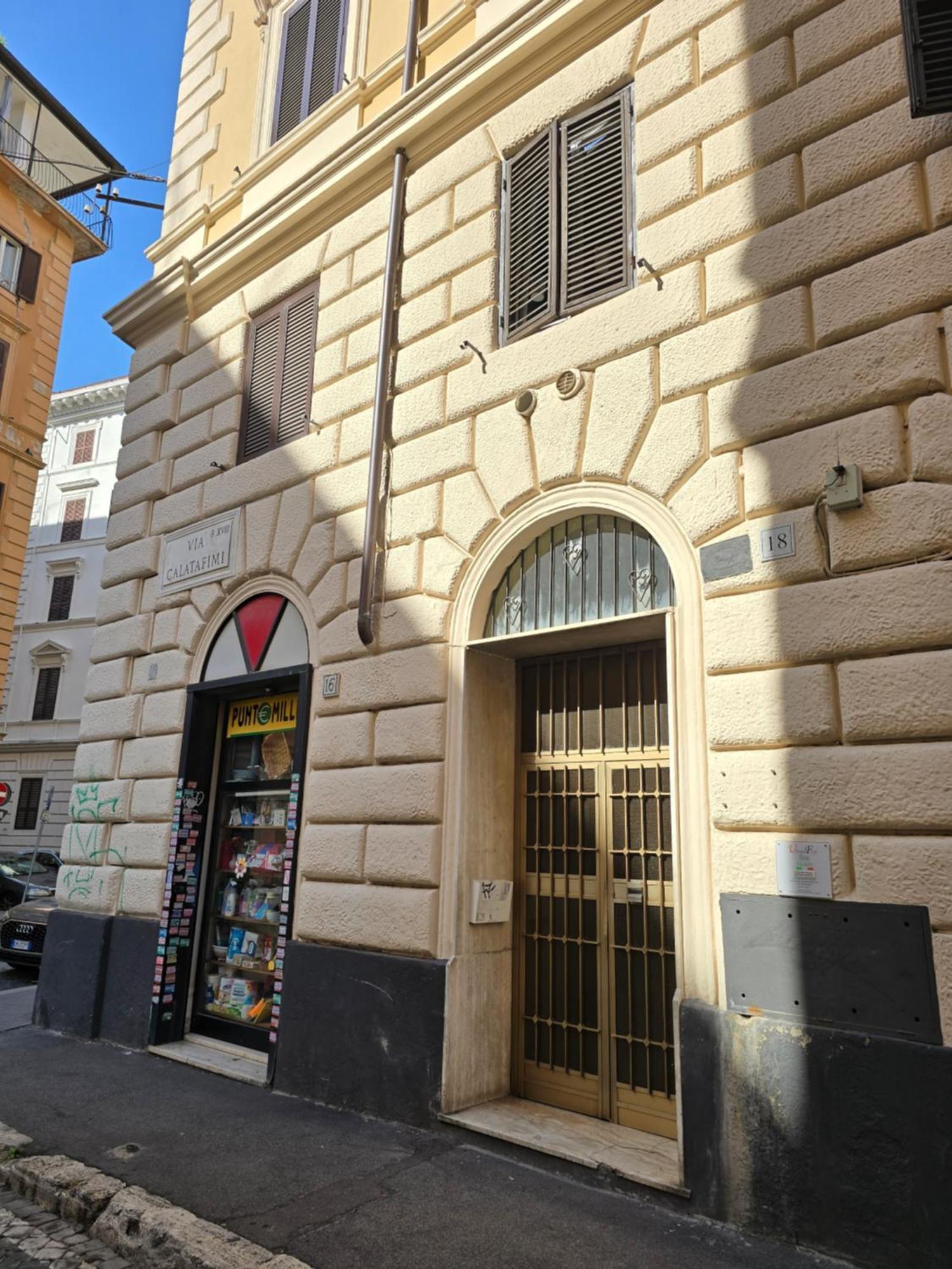 Fruitroom Rome Guest house